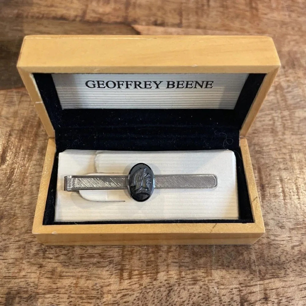 Geoffrey Beene Tie Tack Clip Youth Boy Silver Tone Soldier In Box